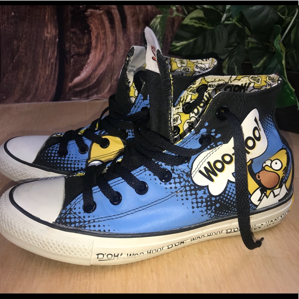 RARE the simpsons high top chucks. Homer! Collectible